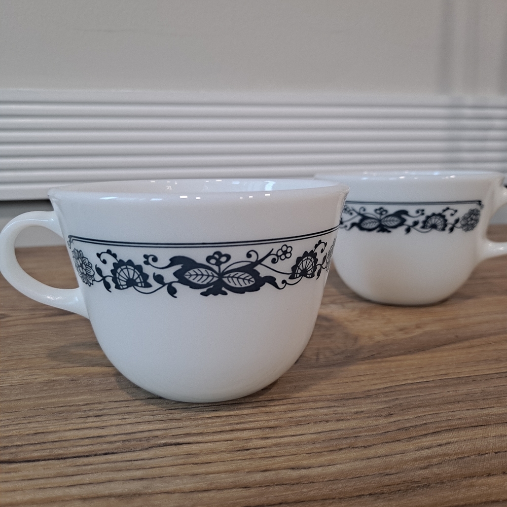 Pyrex "Old Town" Milk Glass Mug, Set of 2 - Picture 3 of 3